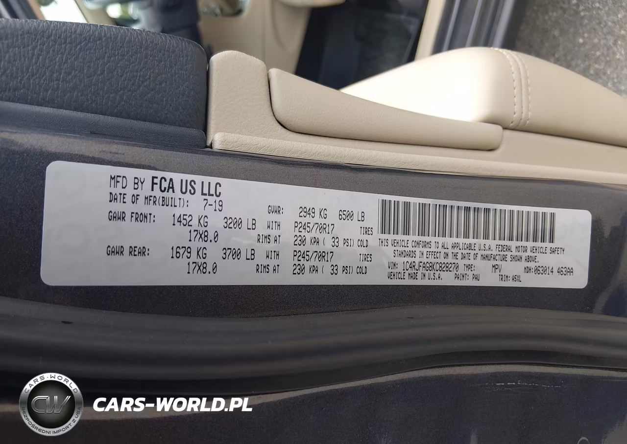 2019 Jeep Grand Cherokee Laredo E 4X4 VIN:1C4RJFAG8KC828270 - 9
