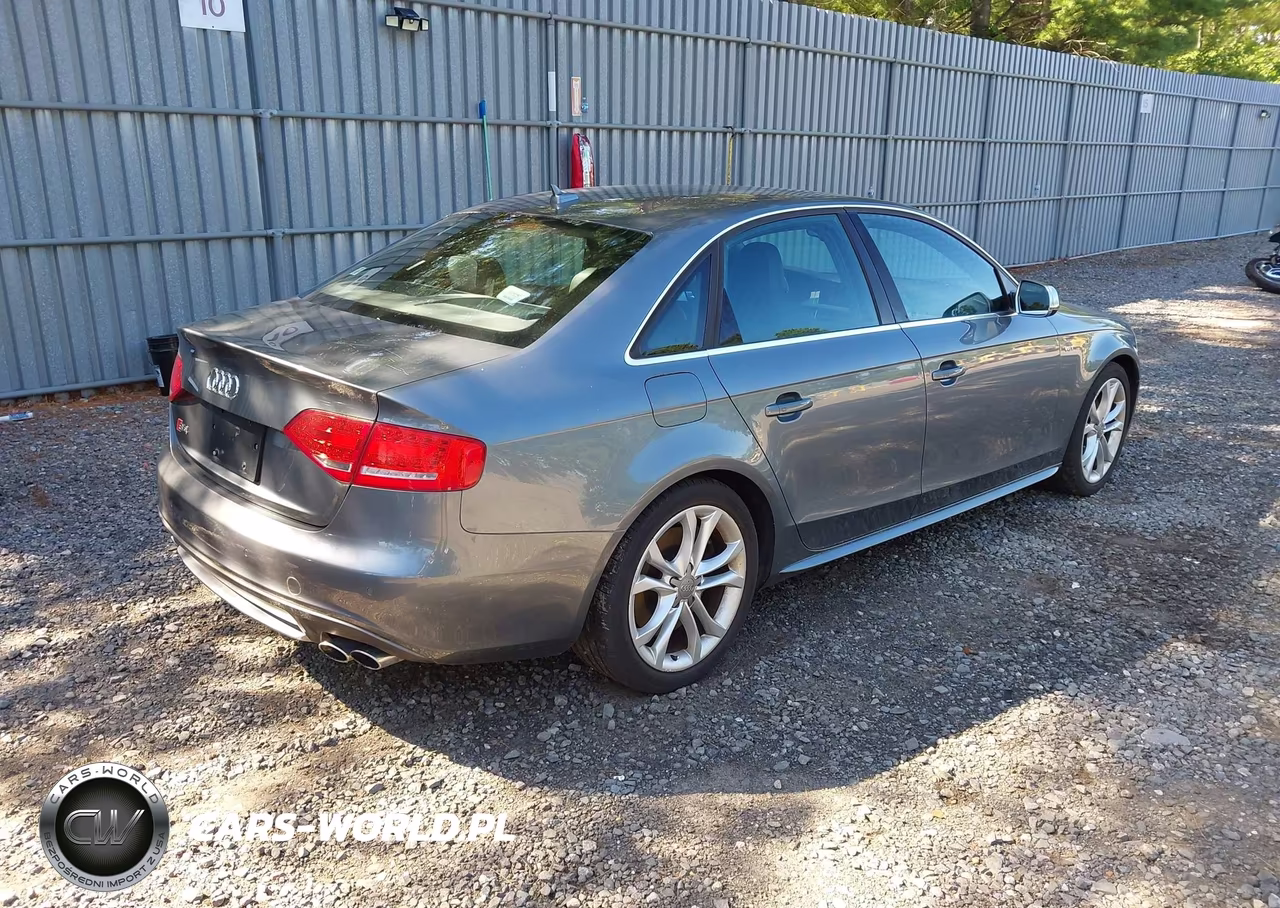 2012 Audi S4 Premium Plus VIN:WAUBGAFL1CA081176 - 4