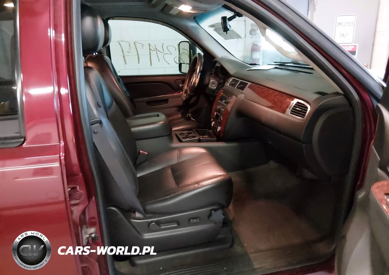 2010 Chevrolet Suburban 1500 Lt1 VIN:1GNUKJE37AR126140 - 5