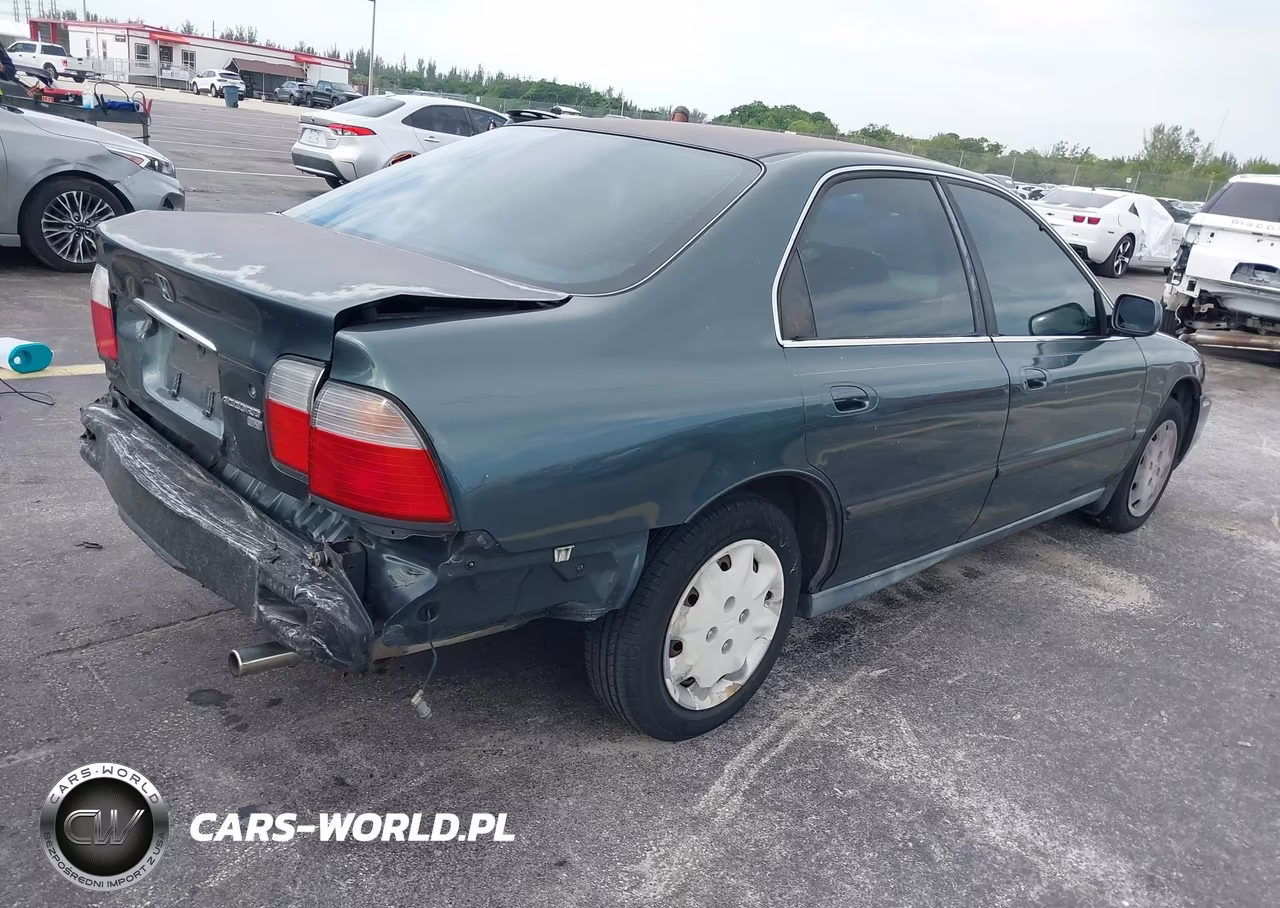 1997 Honda Accord Lx VIN:JHMCD5635VC005991 - 4