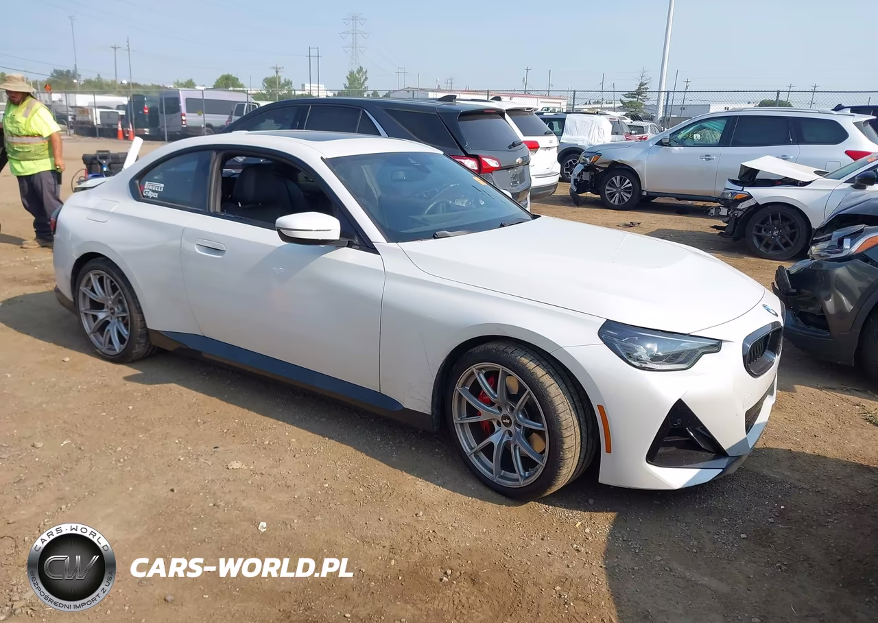 2023 BMW 230 I xDrive – zdjęcie 1 z 16