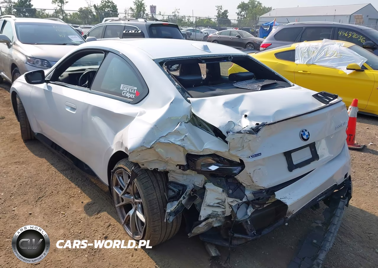 2023 BMW 230 I xDrive VIN:3MW33CM03P8C95205 - 3