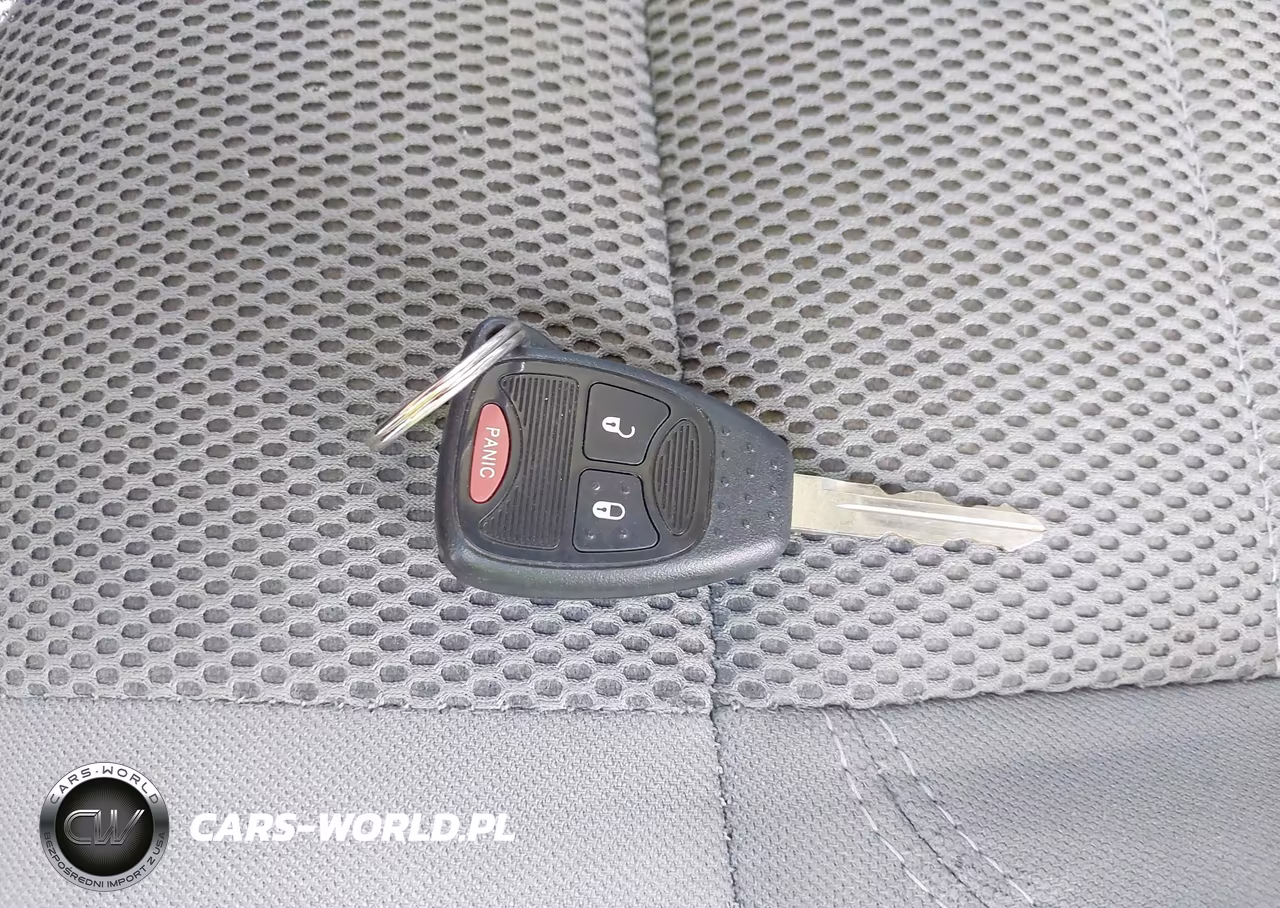 2007 Jeep Wrangler Sahara VIN:1J4FA541X7L126182 - 11
