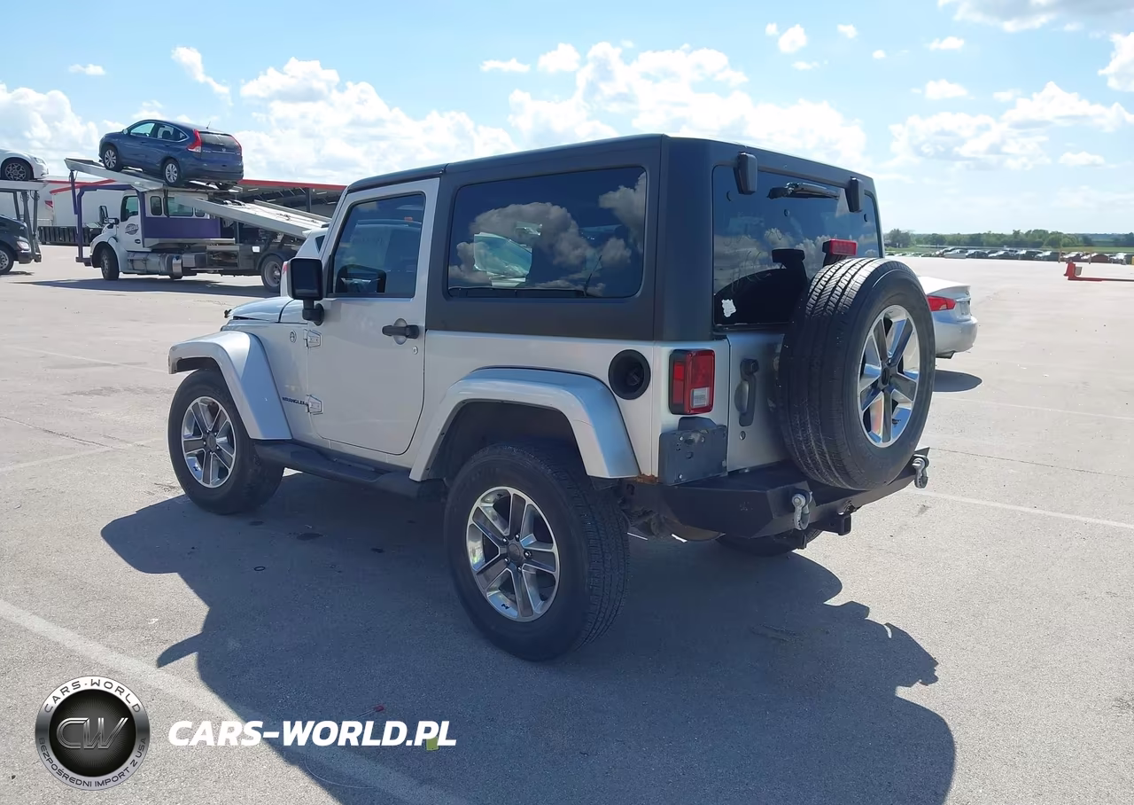 2007 Jeep Wrangler Sahara VIN:1J4FA541X7L126182 - 3