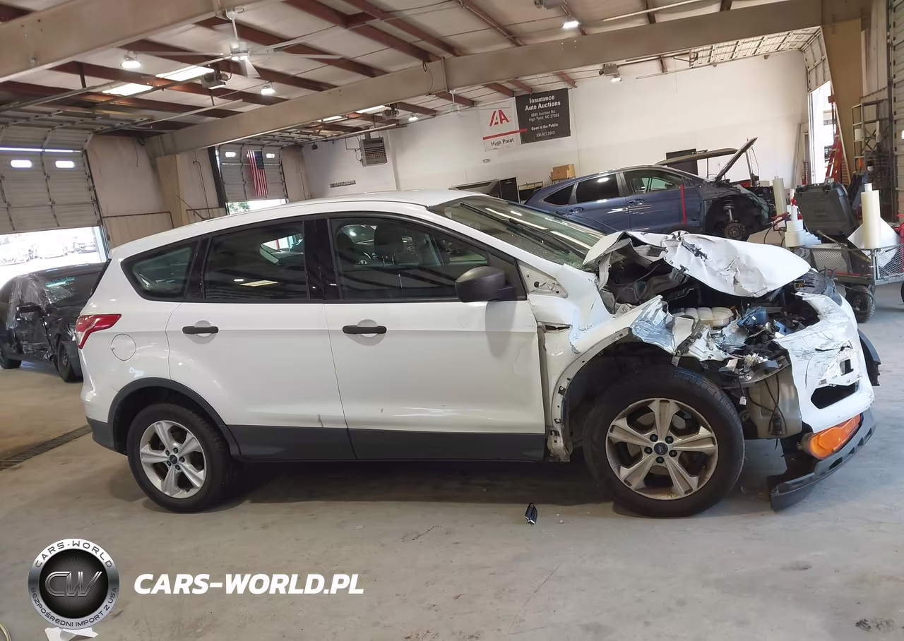 2014 Ford Escape S VIN:1FMCU0F70EUE07625 - 13