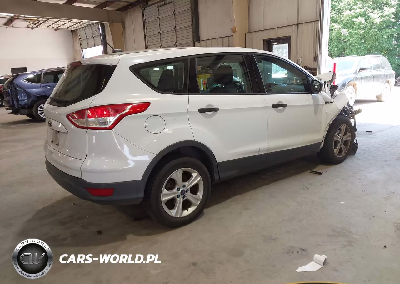 2014 Ford Escape S VIN:1FMCU0F70EUE07625 - 4