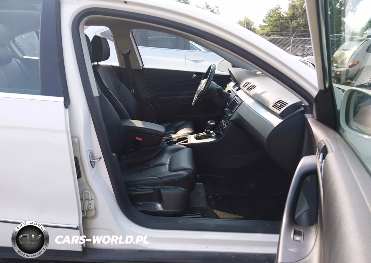 2010 Volkswagen Passat Komfort VIN:WVWJK7AN8AE092075 - 5
