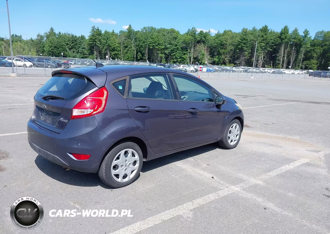 2012 Ford Fiesta Se VIN:3FADP4EJ0CM197944 - 4