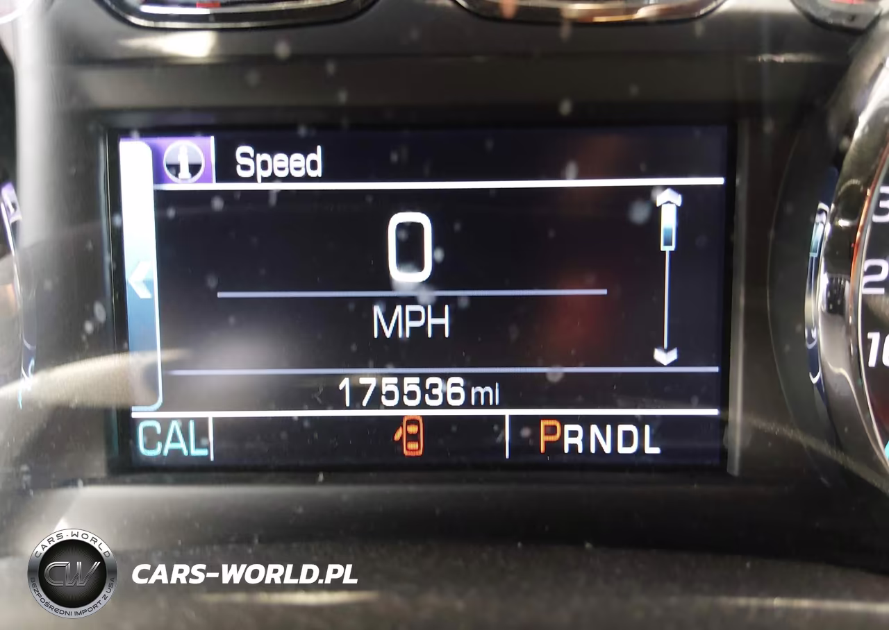 2018 Chevrolet Tahoe Lt VIN:1GNSKBKC4JR208960 - 15