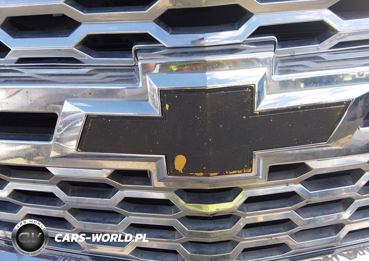 2018 Chevrolet Tahoe Lt VIN:1GNSKBKC4JR208960 - 17