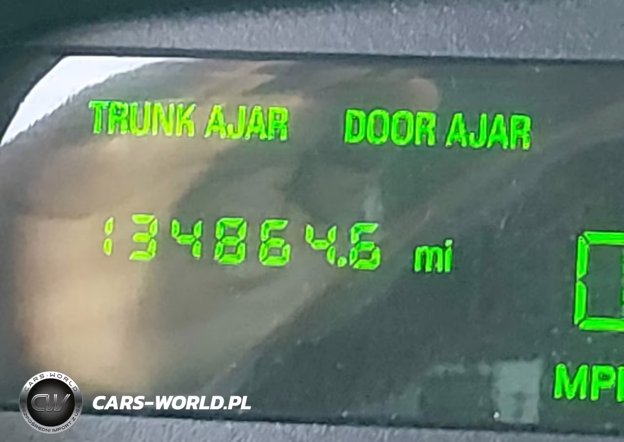 2004 Lincoln Town Car Ultimate VIN:1LNHM83W54Y645042 - 15