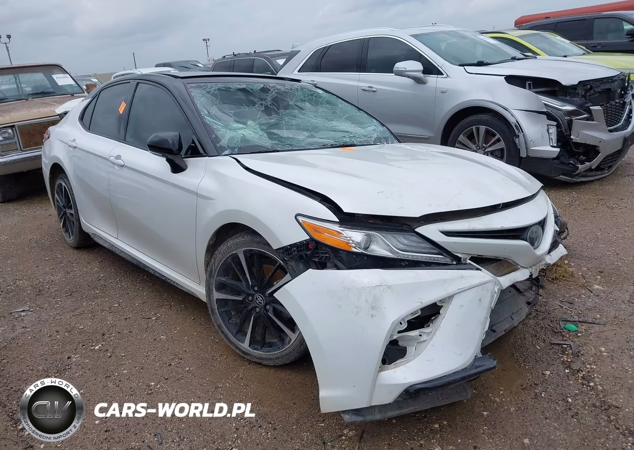 2020 Toyota Camry Xse – zdjęcie 1 z 15