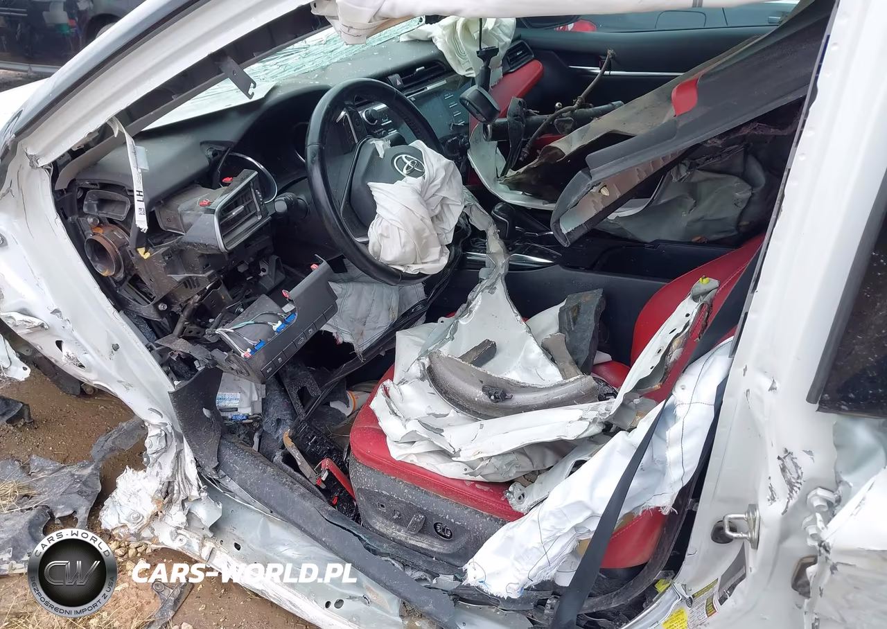 2020 Toyota Camry Xse VIN:4T1K61AK0LU383394 - 12