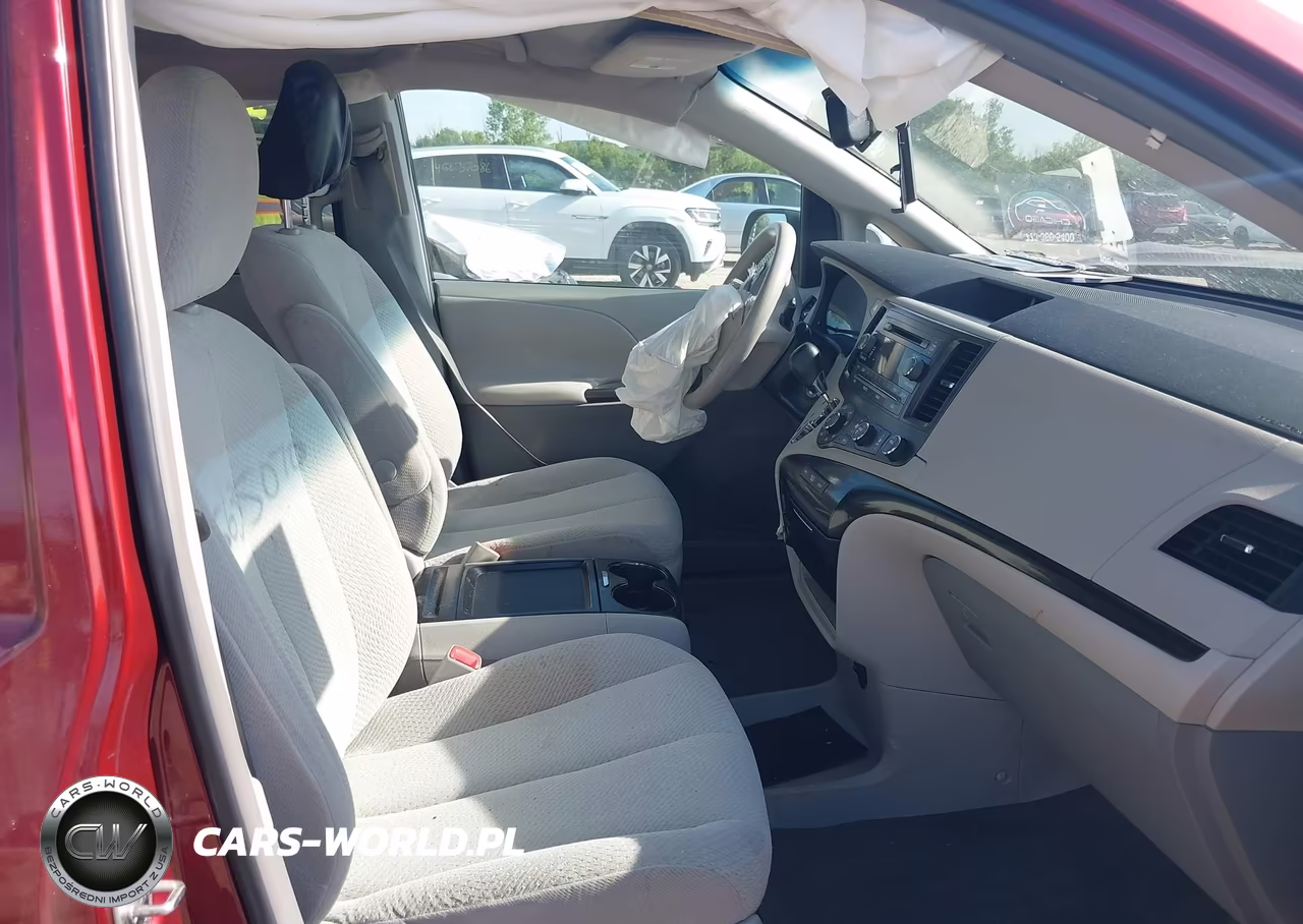 2011 Toyota Sienna Le V6 VIN:5TDKK3DC1BS118728 - 5