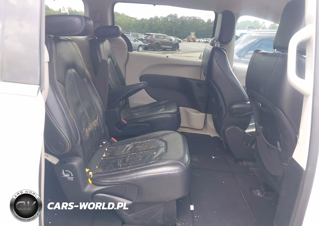 2022 Chrysler Pacifica Touring L VIN:2C4RC1BG6NR115665 - 8