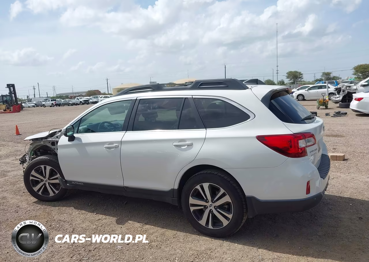 2017 Subaru Outback 3.6R Limited VIN:4S4BSENC2H3236092 - 15