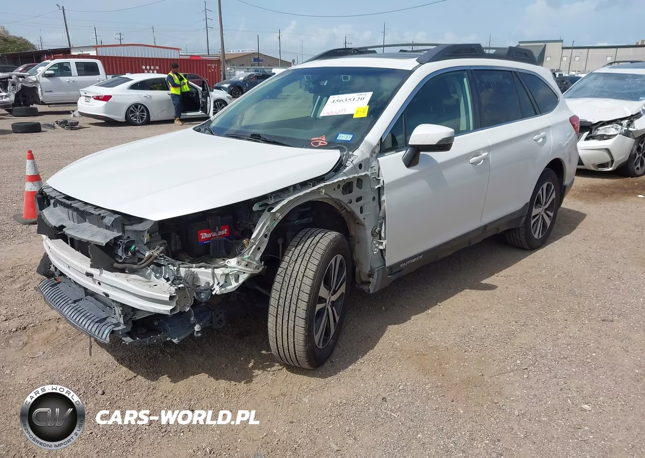 2017 Subaru Outback 3.6R Limited VIN:4S4BSENC2H3236092 - 2