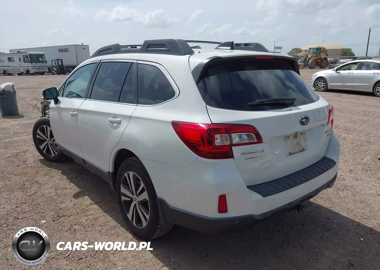 2017 Subaru Outback 3.6R Limited VIN:4S4BSENC2H3236092 - 3