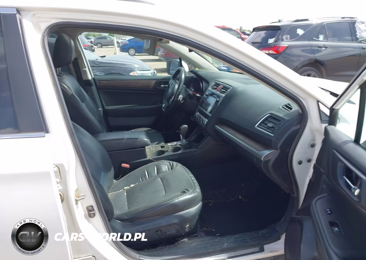 2017 Subaru Outback 3.6R Limited VIN:4S4BSENC2H3236092 - 5
