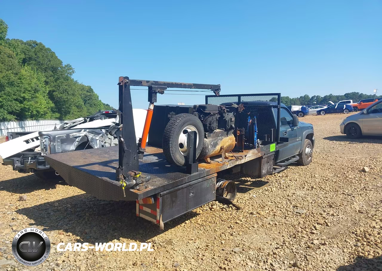 2007 GMC Sierra 3500 Chassis Classic Sle1 VIN:1GDJK34D37E135804 - 4