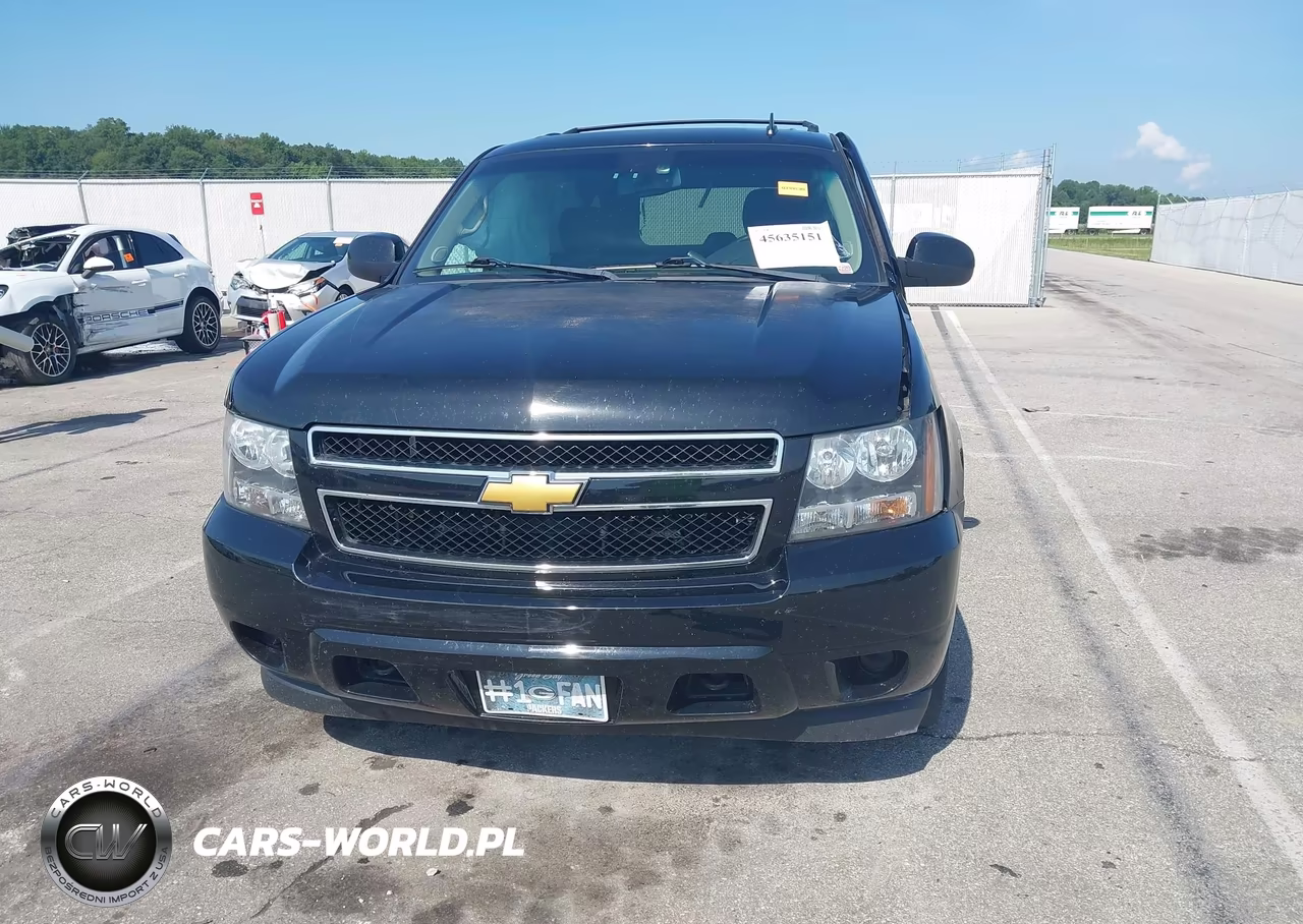 2013 Chevrolet Tahoe Ls VIN:1GNSKAE02DR357786 - 12