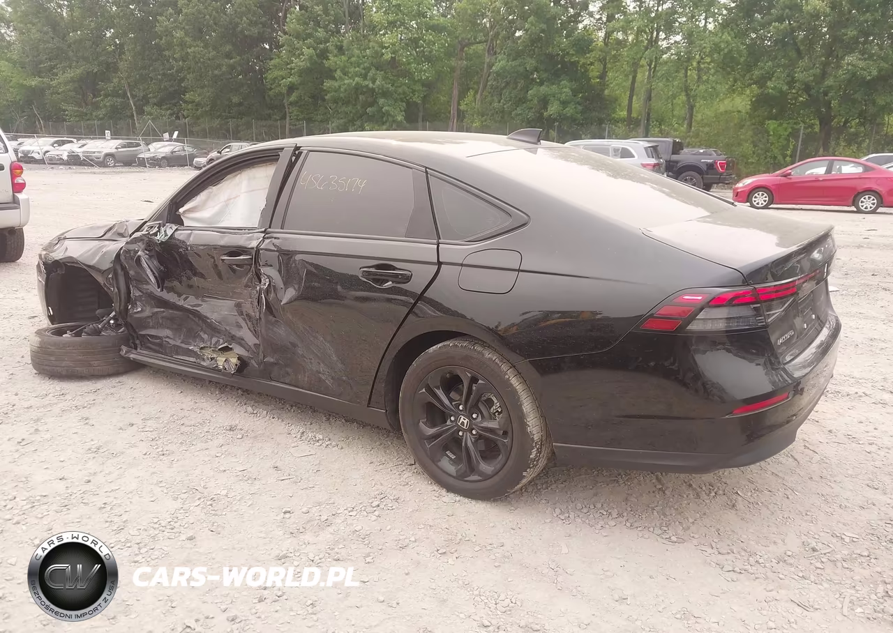 2025 Honda Accord Se VIN:1HGCY1F4XSA061389 - 14