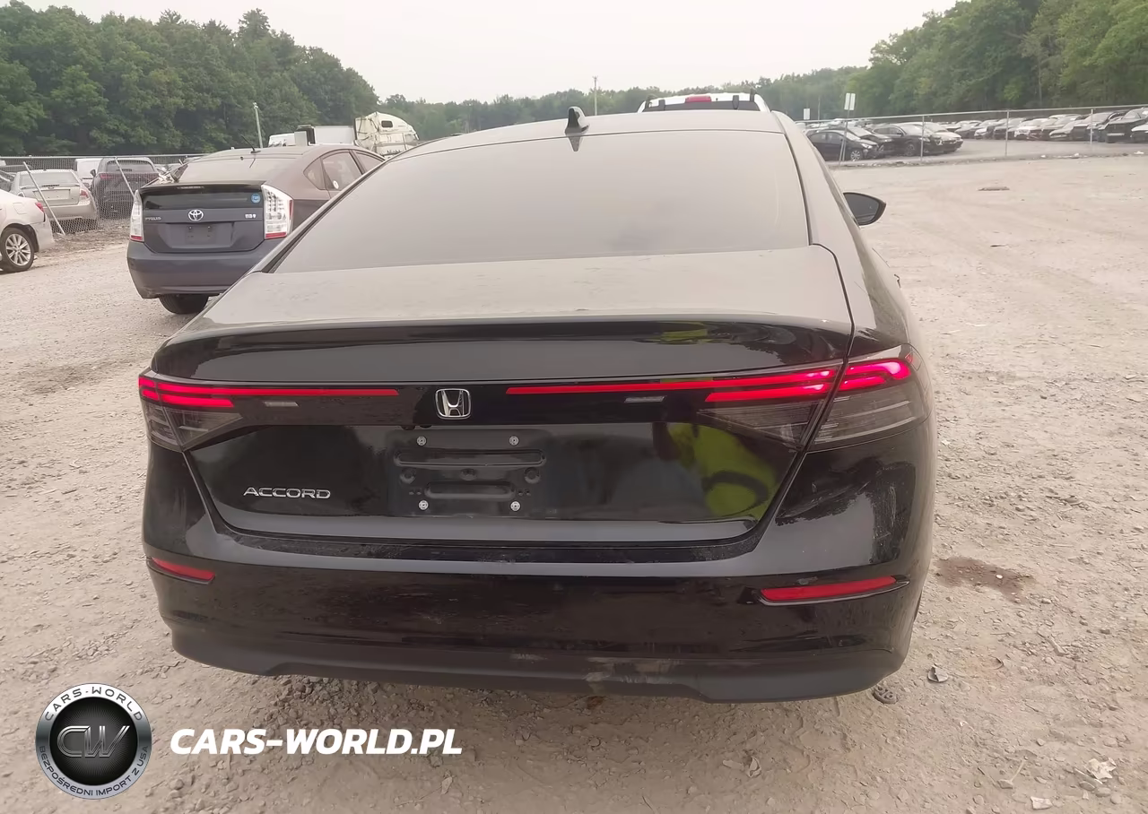 2025 Honda Accord Se VIN:1HGCY1F4XSA061389 - 16