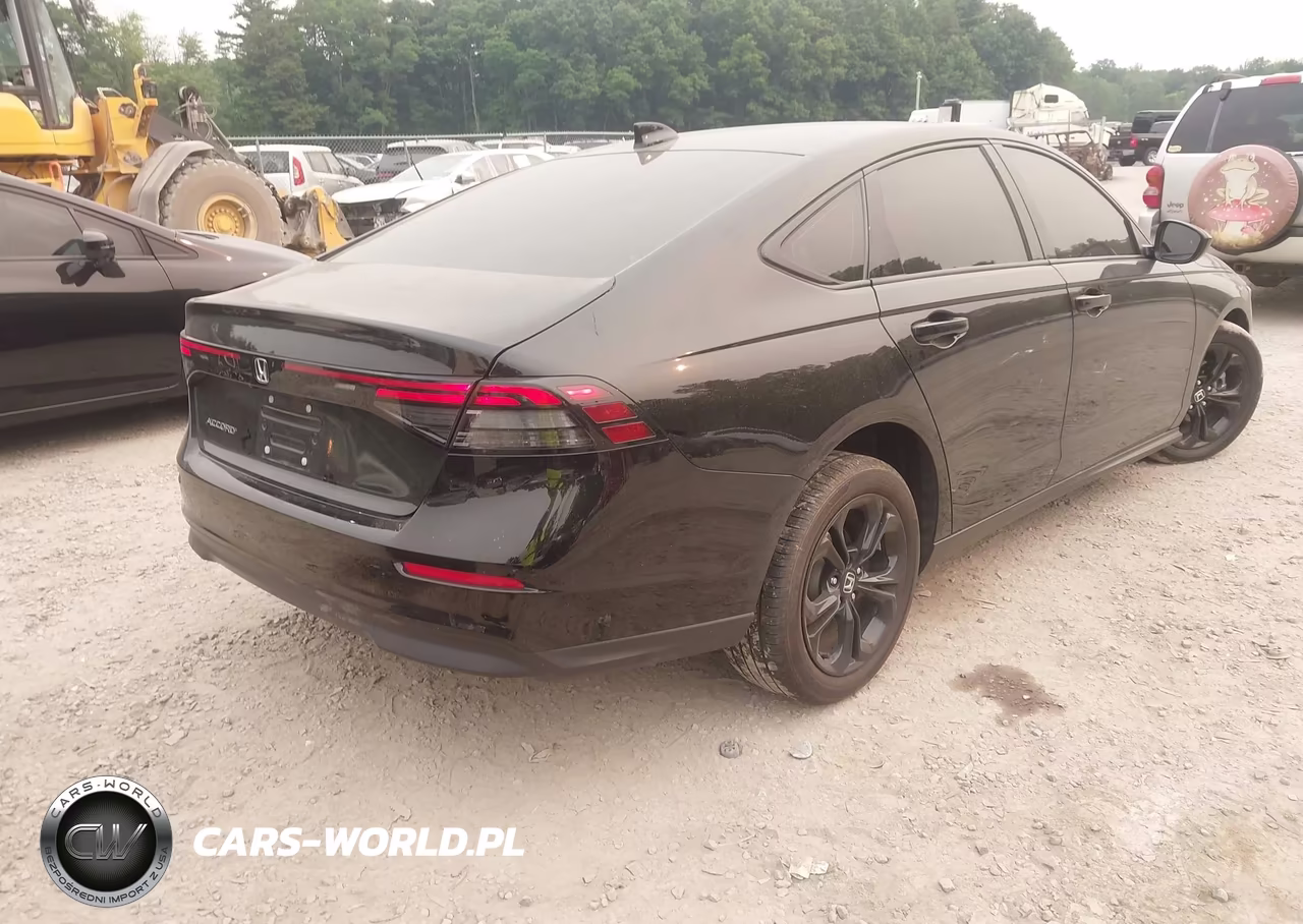 2025 Honda Accord Se VIN:1HGCY1F4XSA061389 - 4