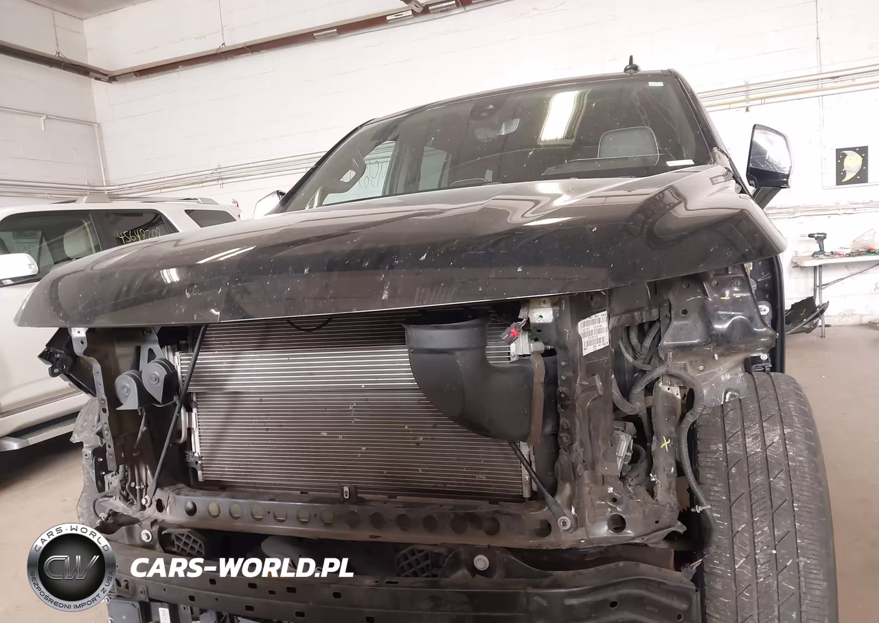 2021 Chevrolet Tahoe 4Wd Premier VIN:1GNSKSKDXMR316433 - 12