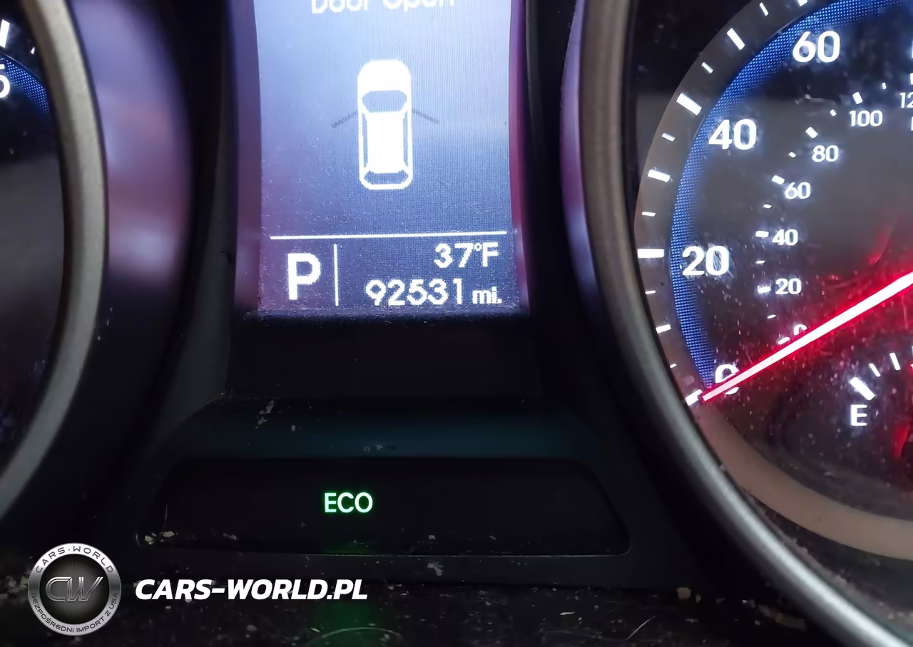 2016 Hyundai Santa Fe Se VIN:KM8SMDHF2GU145424 - 7