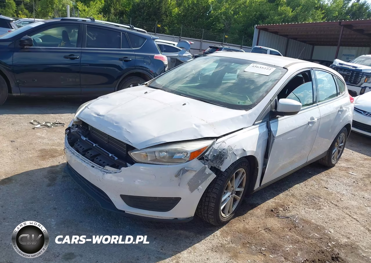 2018 Ford Focus Se VIN:1FADP3K29JL224726 - 2