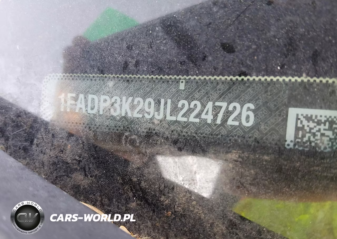 2018 Ford Focus Se VIN:1FADP3K29JL224726 - 9