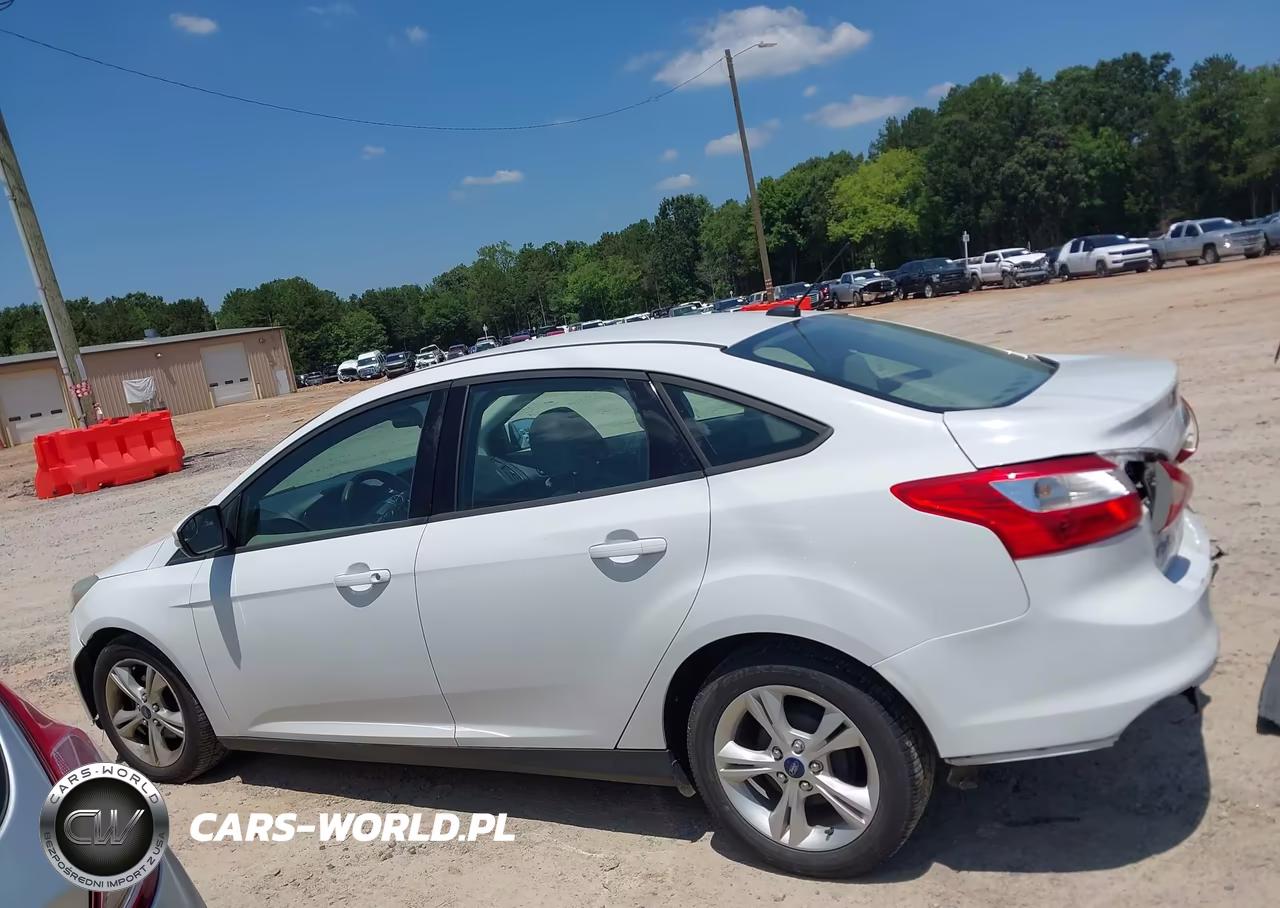2014 Ford Focus Se VIN:1FADP3F28EL416638 - 14