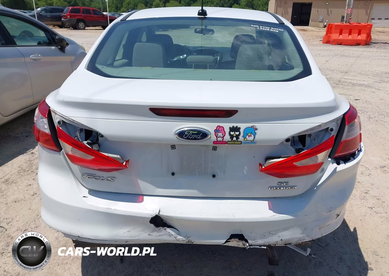 2014 Ford Focus Se VIN:1FADP3F28EL416638 - 6
