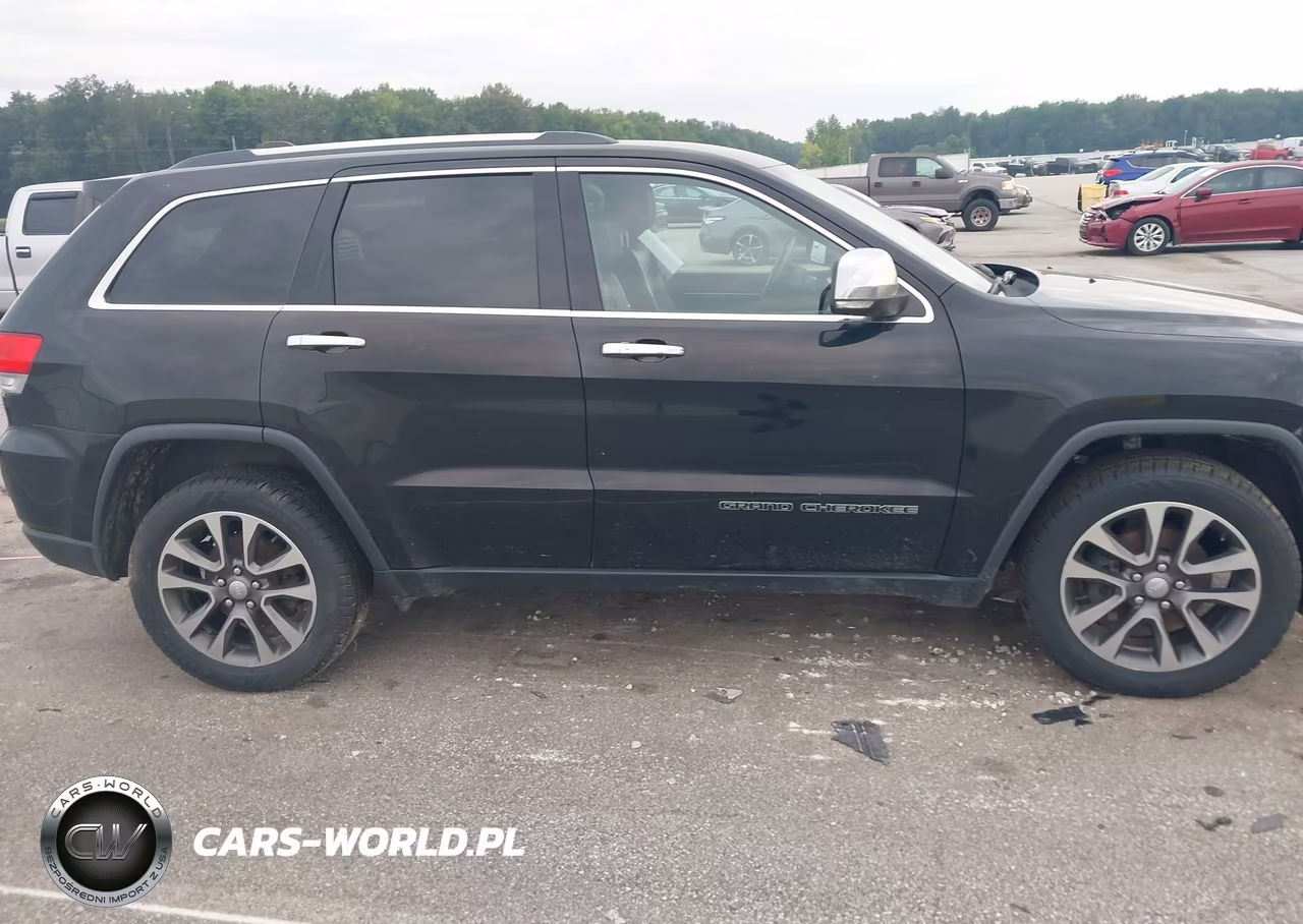 2018 Jeep Grand Cherokee Limited 4X4 VIN:1C4RJFBG8JC136104 - 13