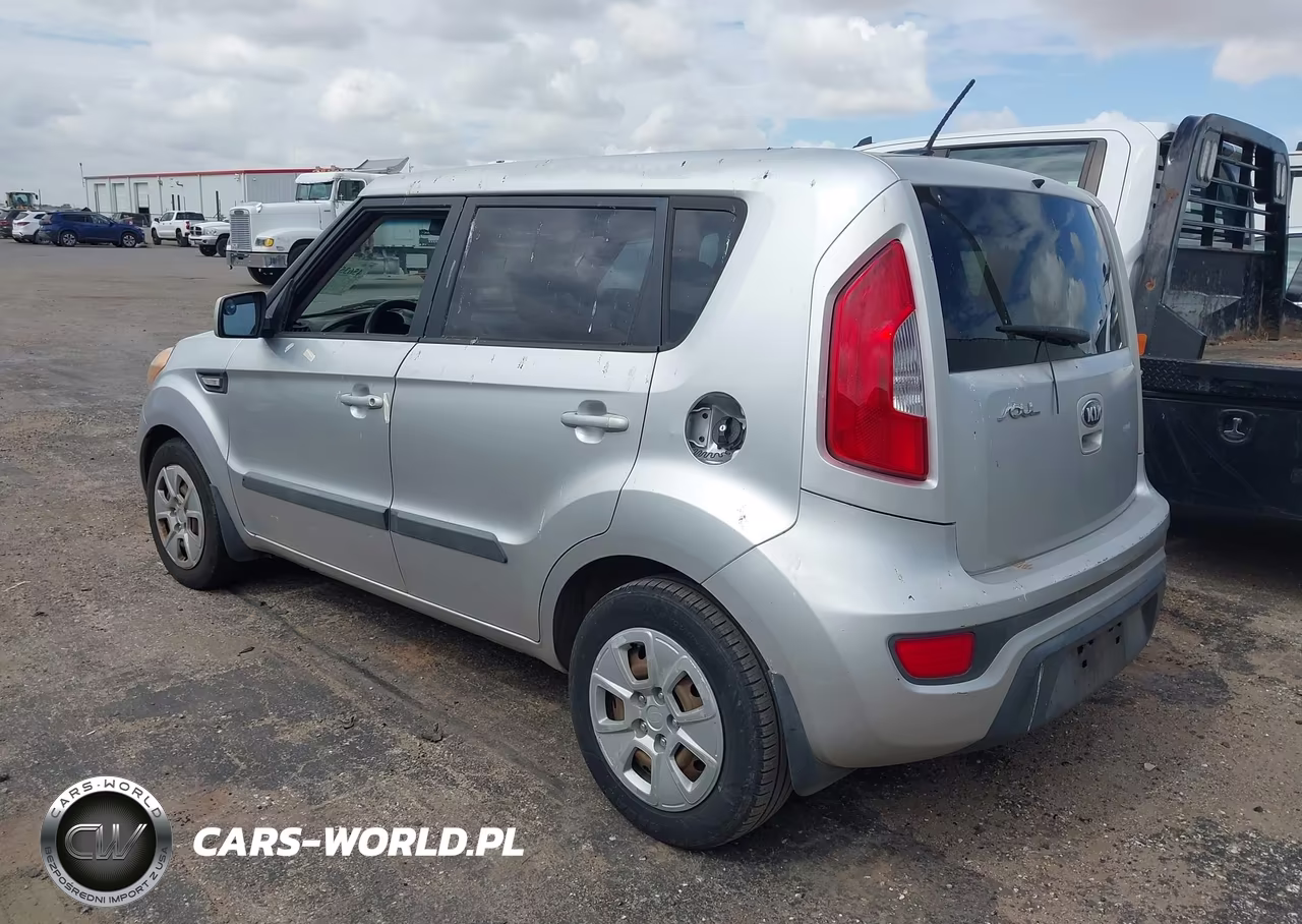 2013 Kia Soul VIN:KNDJT2A59D7509177 - 3