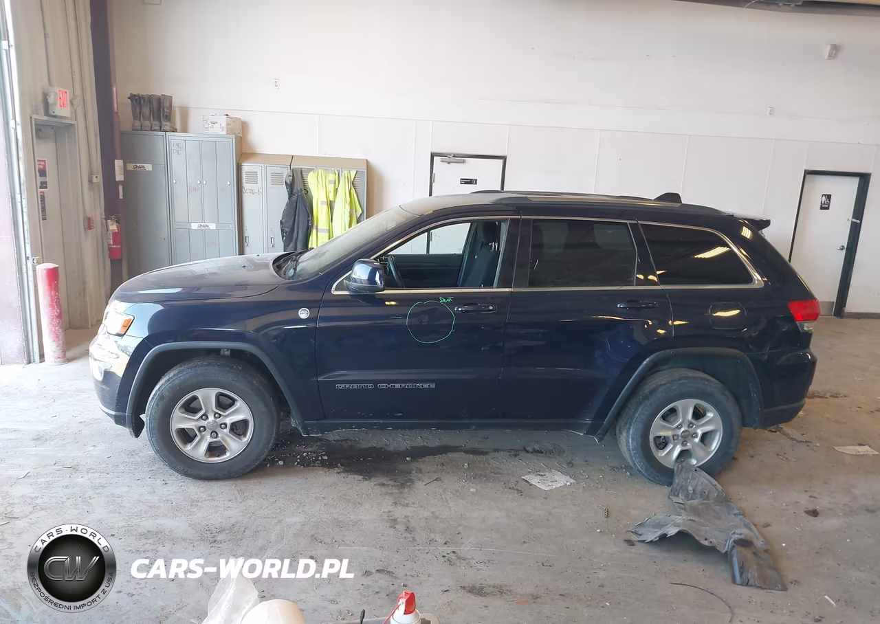 2017 Jeep Grand Cherokee Laredo VIN:1C4RJFAGXHC843605 - 14