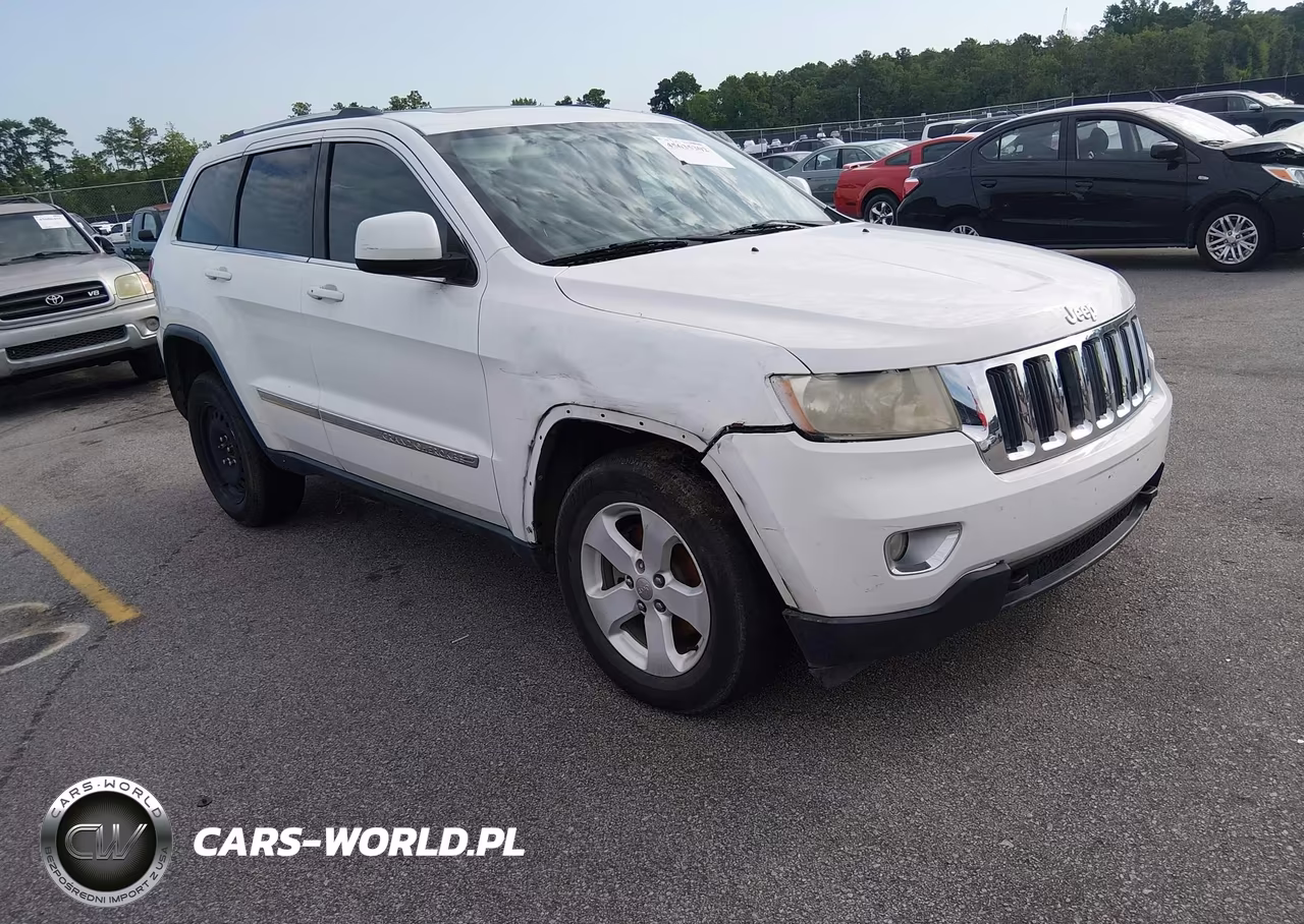 2013 Jeep Grand Cherokee Laredo – zdjęcie 1 z 16