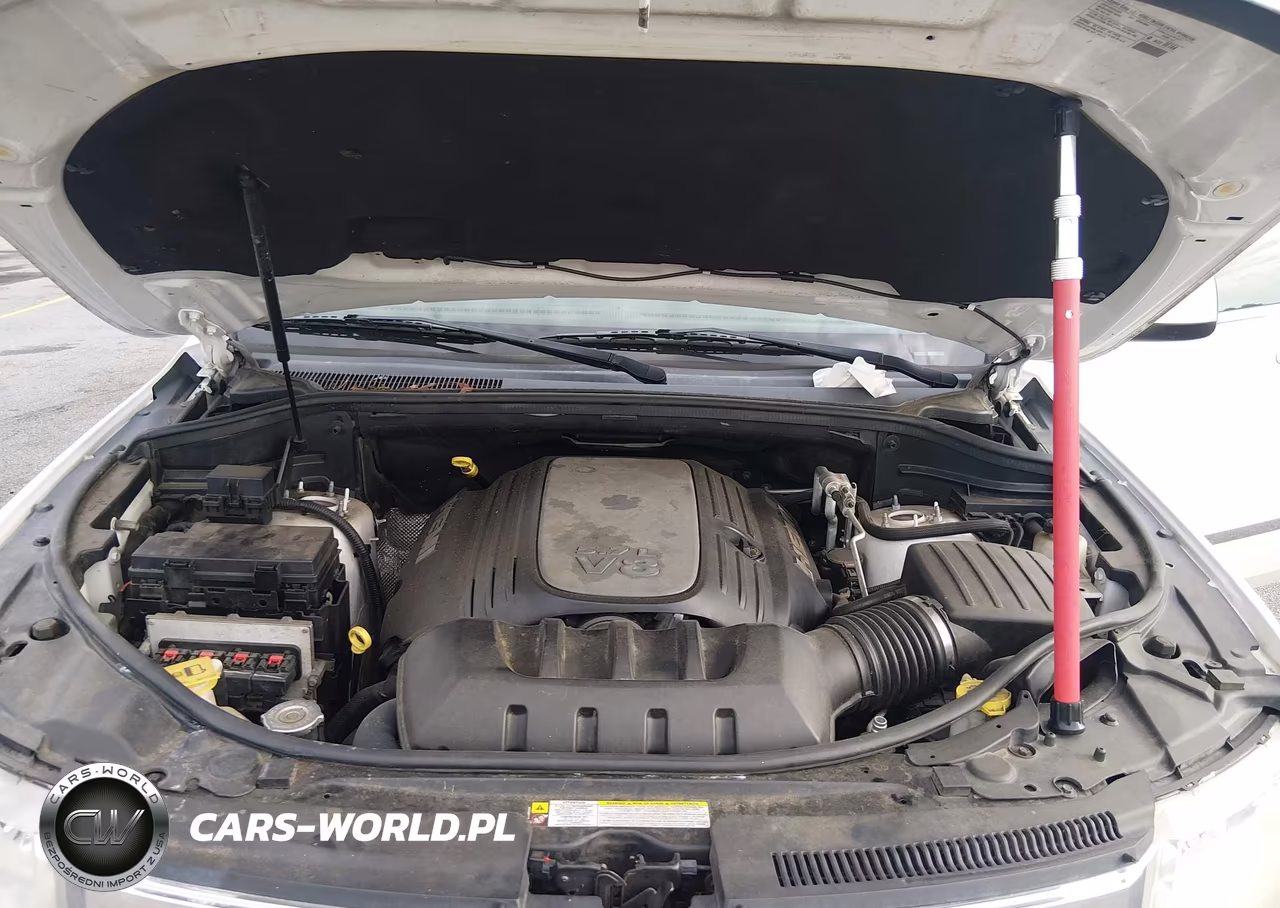 2013 Jeep Grand Cherokee Laredo VIN:1C4RJFAT9DC646142 - 10