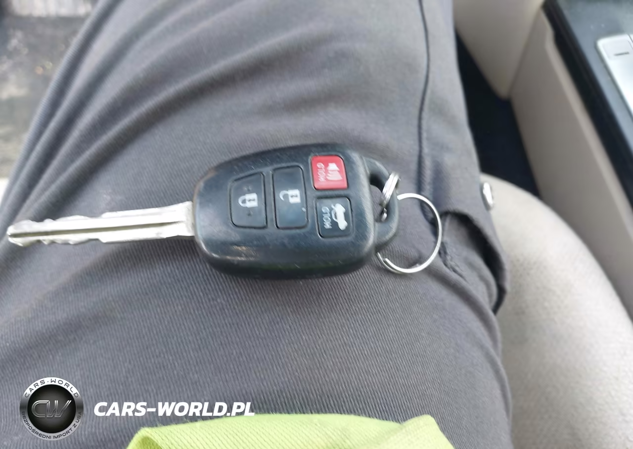 2012 Toyota Camry Le VIN:4T4BF1FKXCR181449 - 11