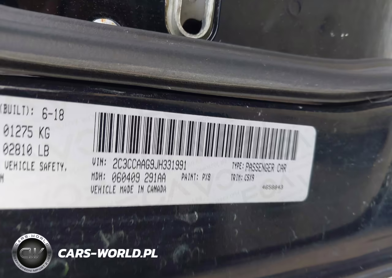 2018 Chrysler 300 Touring VIN:2C3CCAAG9JH331991 - 9