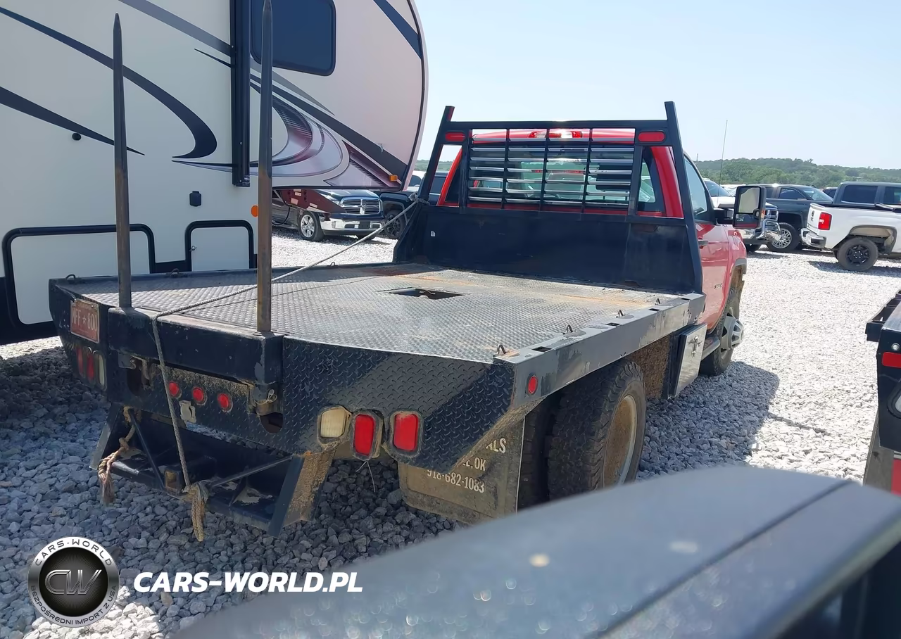 2019 GMC Sierra 3500Hd Chassis VIN:1GD32TCY0KF220891 - 4