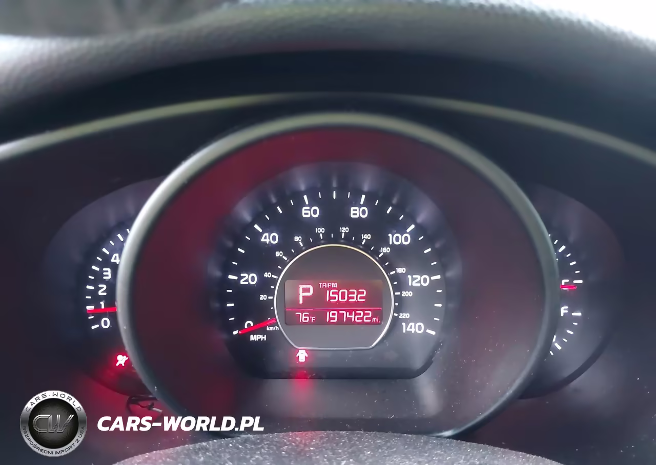 2016 Kia Soul VIN:KNDJN2A25G7400364 - 7