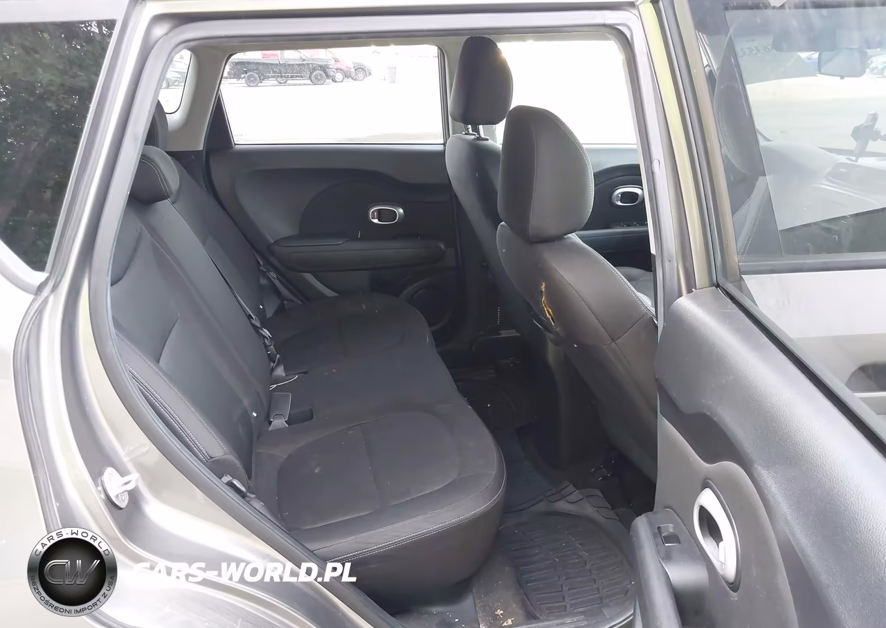 2016 Kia Soul VIN:KNDJN2A25G7400364 - 8