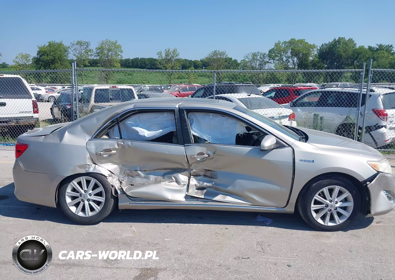 2014 Toyota Camry Hybrid Xle VIN:4T1BD1FK0EU127628 - 13