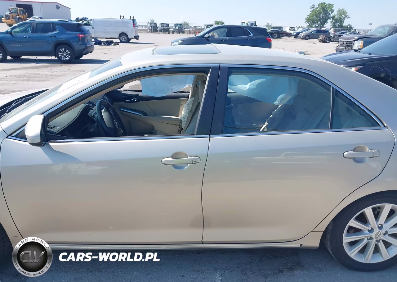 2014 Toyota Camry Hybrid Xle VIN:4T1BD1FK0EU127628 - 14