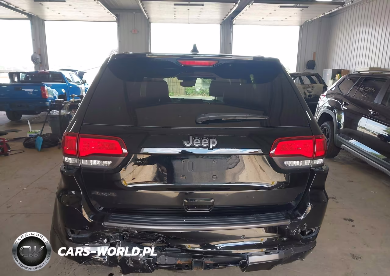 2019 Jeep Grand Cherokee High Altitude 4X4 VIN:1C4RJFCG6KC720114 - 16
