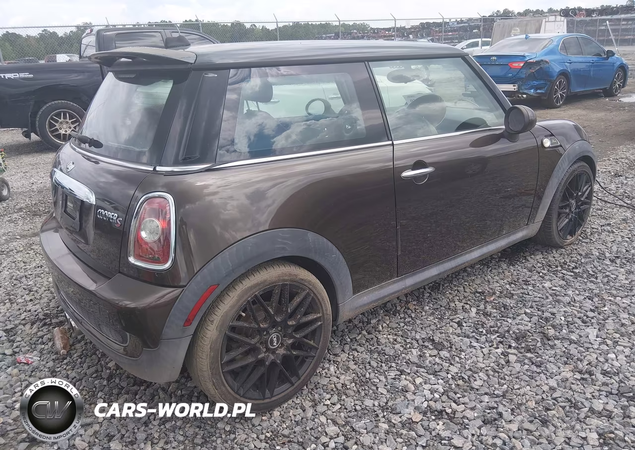 2010 Mini Cooper S VIN:WMWMF7C52ATZ72521 - 4