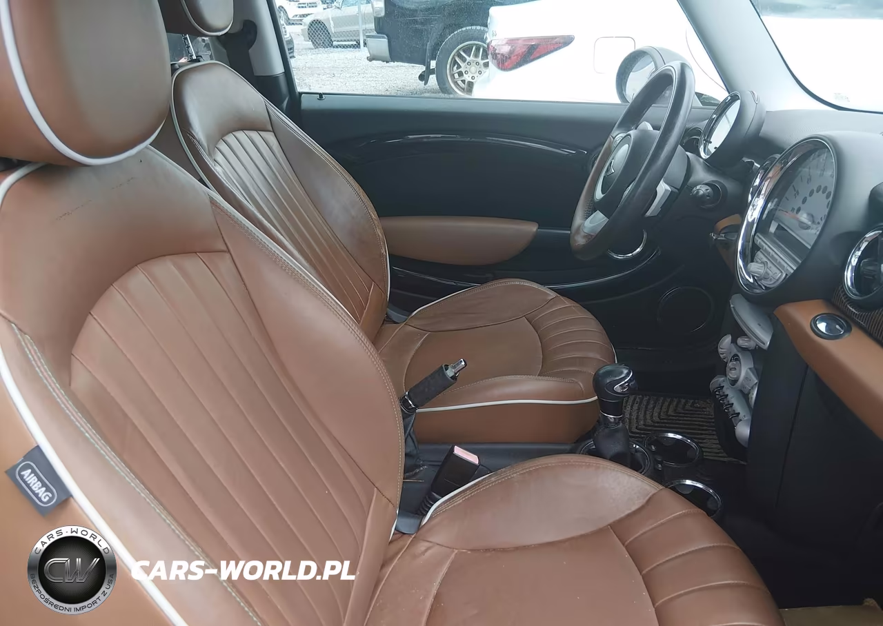 2010 Mini Cooper S VIN:WMWMF7C52ATZ72521 - 5