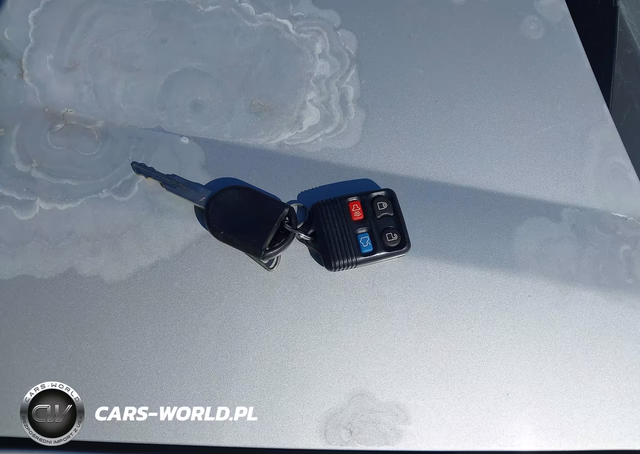 2008 Ford Focus Se-Ses VIN:1FAHP35N08W192961 - 11